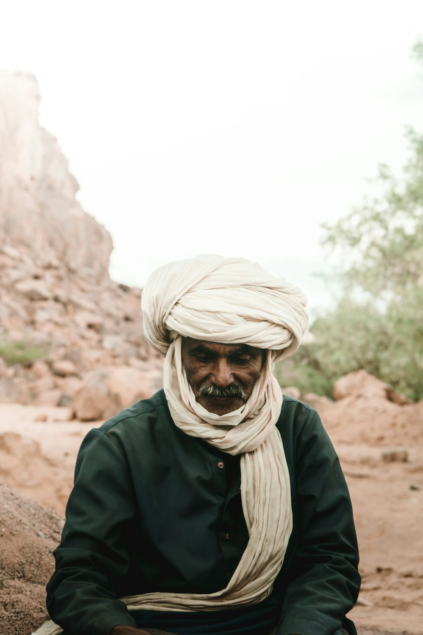 Tuareg man wearing the traditional indigo tagelmust, Djanet, Algeria